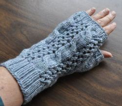 Cables 'n Lace Mitts