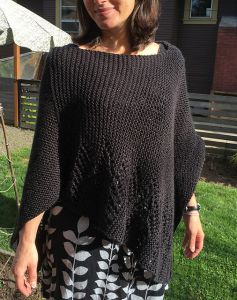Simple Poncho with Lacey Edge
