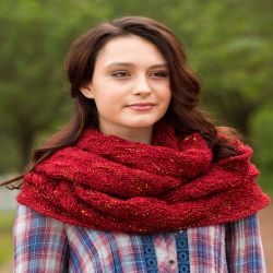 Garter and Lace Cowl