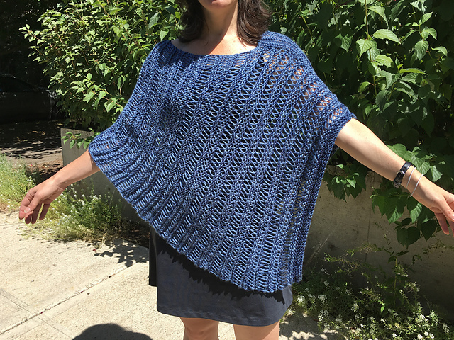 Knitting Patterns Galore - Simple Poncho with Lacey Stripes
