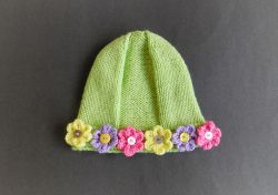 Lomond Girl's Hat with Flowers