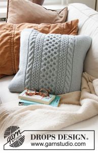 Cabled Comfort Pillow