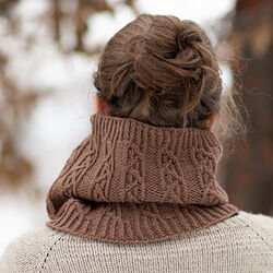 Crossing Branches Cowl