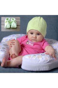 Baby and Toddler Slippers and Beanie