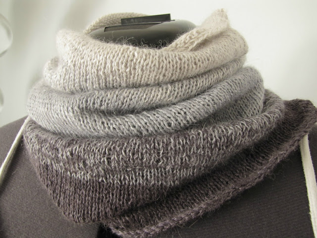 Knitting Patterns Galore Ombre Cowl