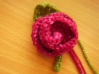 Simple Knitted Rose & Leaf