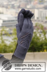 Midnight Boheme Gloves