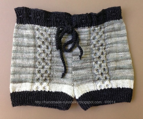 Knitting Patterns Galore - Shorts With Cable
