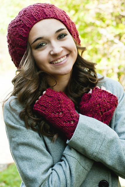 Knitting Patterns Galore - Tivoli Hat and Mitts