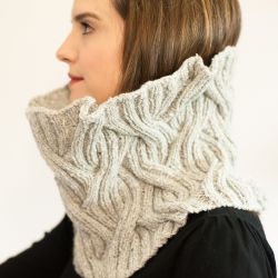 Spinster Cowl 