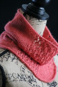 Pretty in Pink Cowl