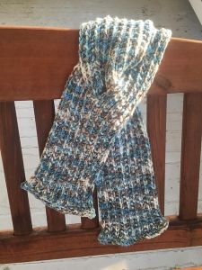 Mistaken Rib Keyhole Scarf