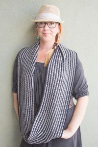 Tres Tosh Cowl