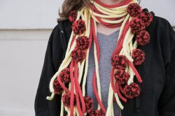 Spaghetti and Meatball Scarf