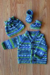 Munchkin Set: Cardigan, Hat, Booties