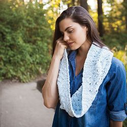 Roslyn Infinity Cowl