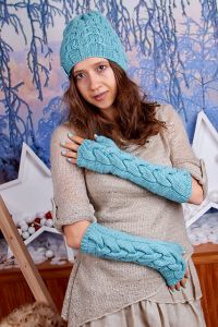 Mint Cable Fingerless Gloves