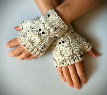 Fingerless Gloves - with OWLS!