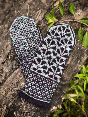 Swedish Folk Art Mittens