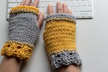 Easy Chunky Fingerless Mittens