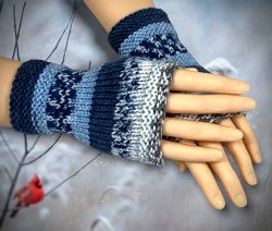 Super Simple Easy to Knit Fingerless Gloves