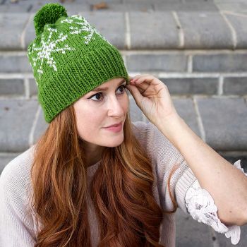 Women's Easy Snowflake Hat