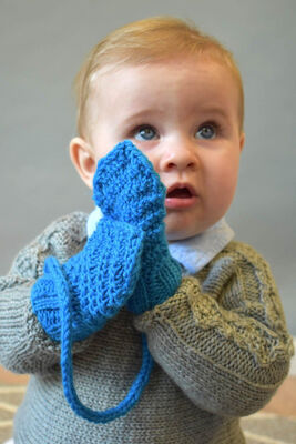 Knitting Patterns Galore - Mini Mittens