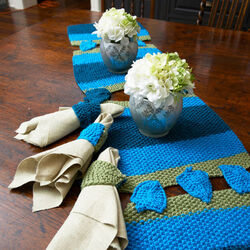 Dreidel Table Runner and Napkin Holders