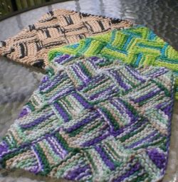 Garterlac Dishcloth