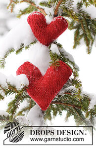 Winter's Love - Heart Decoration