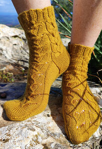 Making Waves Socks