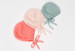 Snow Pop Bonnet