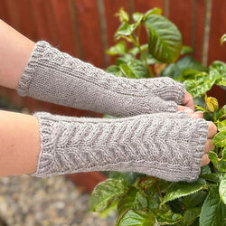 Sassenach Chevron Mitts