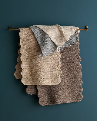 Easy Scalloped Washcloth and Hand Towels