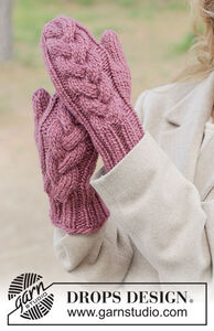 Thistle Twist Mittens