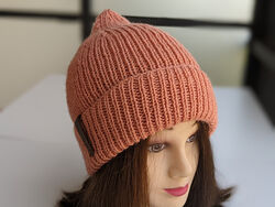 Ribbed Smooth Hat