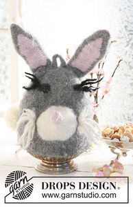 Miss Bunny Egg Warmer