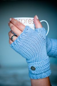 Fable Fingerless Mitts