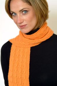ROYAL CASHMERE Cabled Scarf