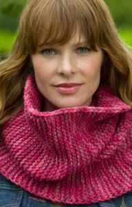 Garter Stitch Cowl