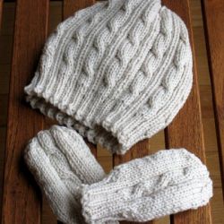 Cabled Baby Hat and Mittens Set