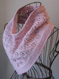 Daisy Chain Cowl 