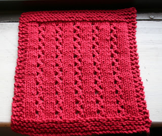 Knitting Patterns Galore - Christmas Lace Dishcloth