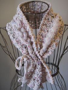 Grand Picot Eyelet Cowl