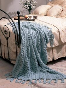 Lacy Leaf Panels Afghan