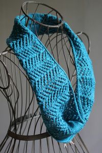 Arrowhead Lace Cowl II