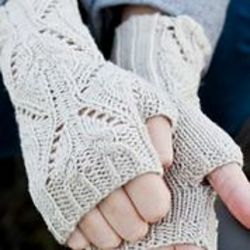 Lace Fingerless Gloves