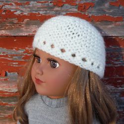 Chapeau en point mousse pour poupée American Girl