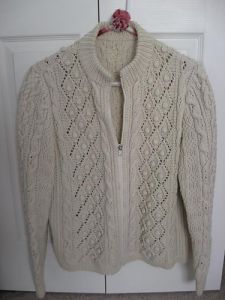 Knitting Patterns Galore - Women's Zipper Front Cable Cardigan